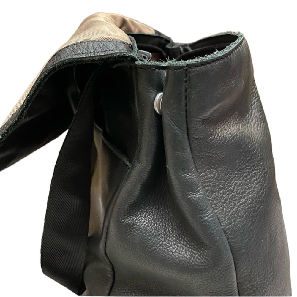 Black & Silver Leather Liberty Backpack Purse - Picture 5 of 15